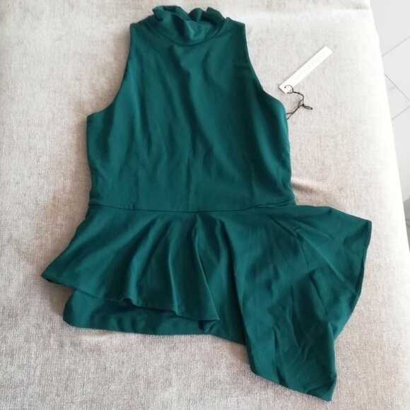 Susana Monaco Peplum Halter Top Mock Turtle Neck NWT Size Small - Picture 1 of 7